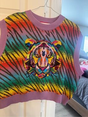 QUEEN OF SPARKLES Multicolor Tiger Knit Vest with Lavender Trim